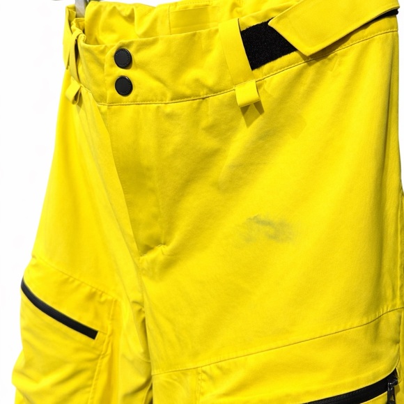 Peak Performance Yellow & Black Ski Jacket and Pants Set - Picture 7 of 10